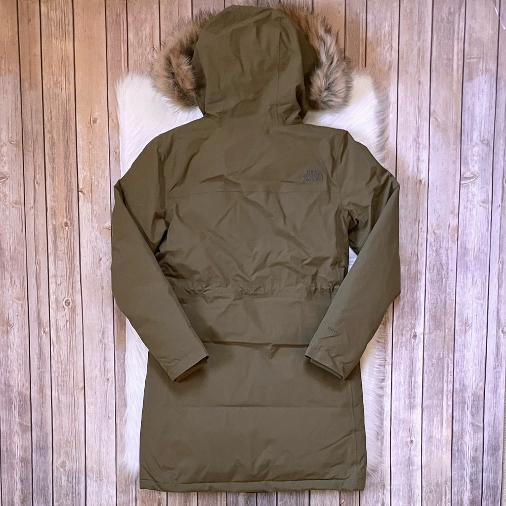 The North Face Women’s Arctic Parka II Coat In Military Olive - Picture 7 of 10